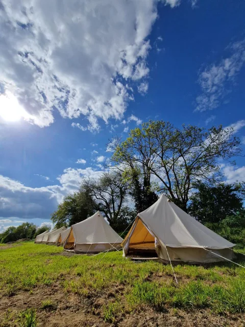 Les Tipis